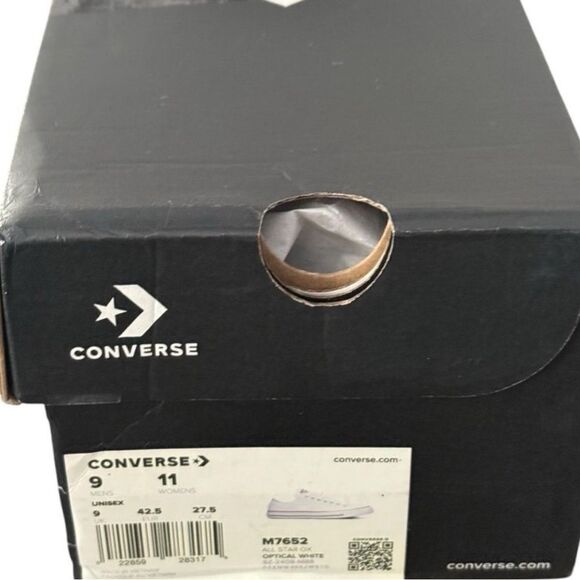 New Converse Chuck Taylor All Star OX Low Top Optical White Size 11 Women 9 Men - Picture 10 of 10